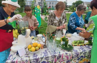 Овощеводы-любители встретились в минувшую субботу на ярмарке «Огурчики по-кирзински»