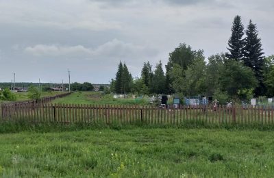 Кирзинцы благоустроили кладбище по госпрограмме