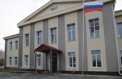 Пролетарской средней школе присвоено имя Героя Социалистического Труда