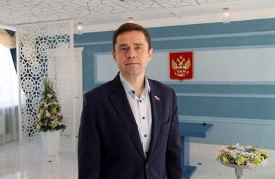 Дорогие педагоги, воспитатели и ветераны педагогического труда! От всей души поздравляю вас с Днём учителя!