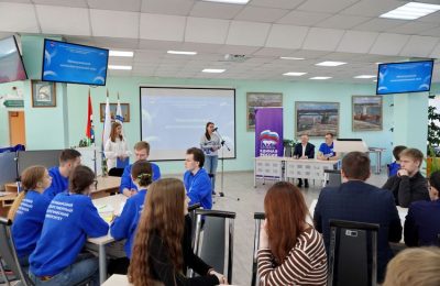 «Единая Россия» и МГЕР провели викторину на знание отечественной истории