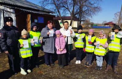«Пеший патруль» напомнил участникам дорожного движения о грамотном взаимодействии на дорогах
