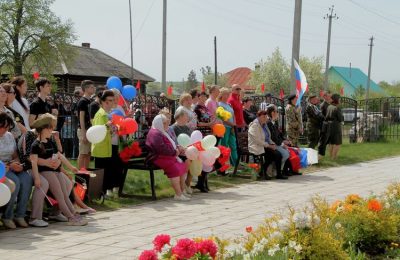 Митинг в Нижнекаменке