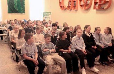 Ученикам начальных классов рассказали, откуда пришла письменность