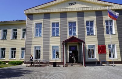 Еще одной школе Ордынского района присвоено имя Героя