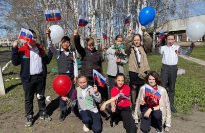 В Верх-Чикской школе провели творческую мастерскую