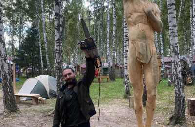 Данко, воплощённый в деревянной скульптуре