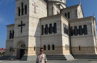 Мы выбираем свою дорогу,чтобы вернуться всегда к истоку…