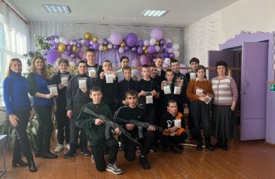 В Нижнекаменском сельском Доме культуры для учащихся 7-11 классов состоялось мероприятие – «День призывника»