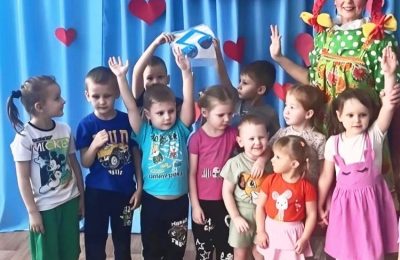 Веселое путешествие в страну «Песенкино» провел Усть-Луковский Дом культуры