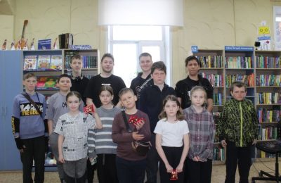 «Мир литературы и графики» и «С книгой по жизни»