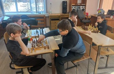 Клубы по интересам «Коронный ход» и «Чилл» в ДК «Ирмень»