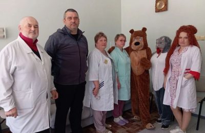 Поздравили с праздником!