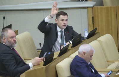Александр Аксёненко: нужно ограничить социальную поддержку мигрантов