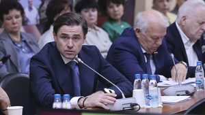 Аксёненко: проблемы ЖКХ «слепыми» отключениями должников не решить